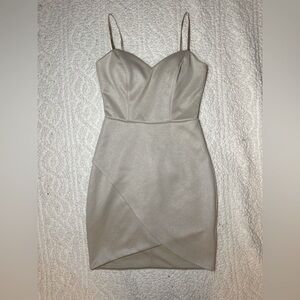 CITY STUDIO Gold Sleeveless Sweetheart Neck Dress